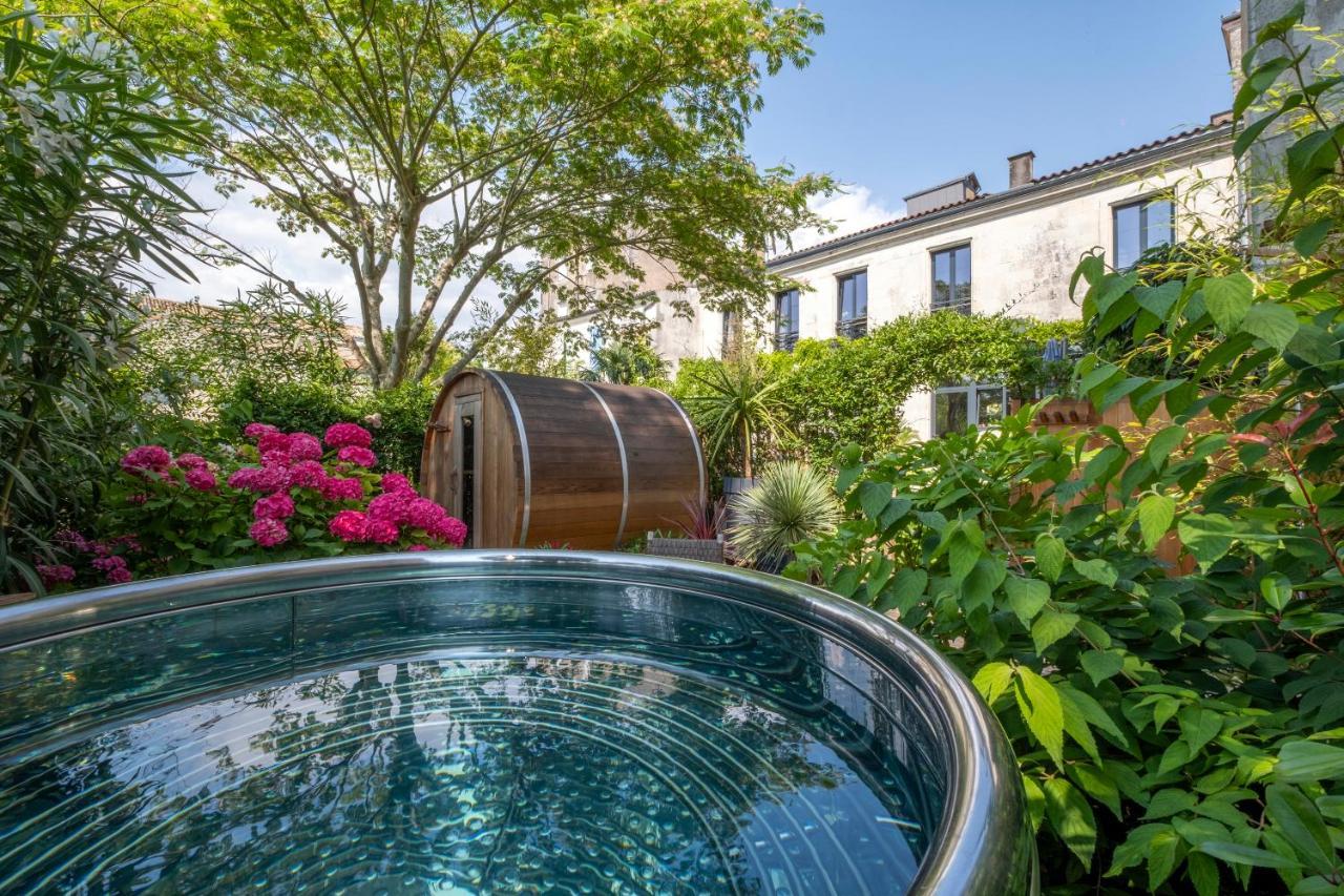 Escale Rochelaise, Gite Urbain Avec Spa Bain Nordique Et Sauna Tonneau La Rochelle  Eksteriør bilde
